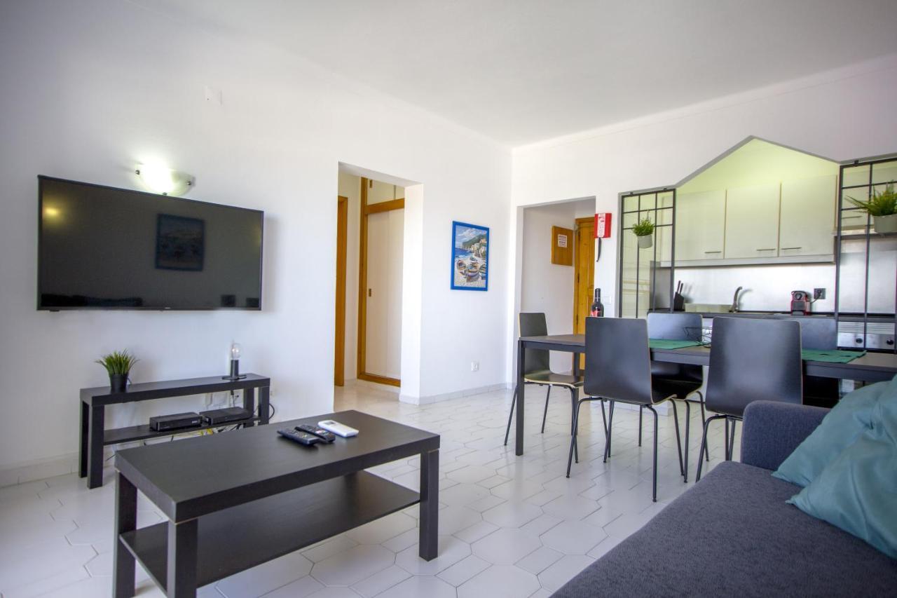 Sea View Apartment - 3 Swimming Pool & Fitness Albufeira Exterior foto