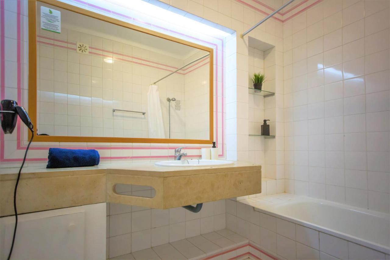 Sea View Apartment - 3 Swimming Pool & Fitness Albufeira Exterior foto